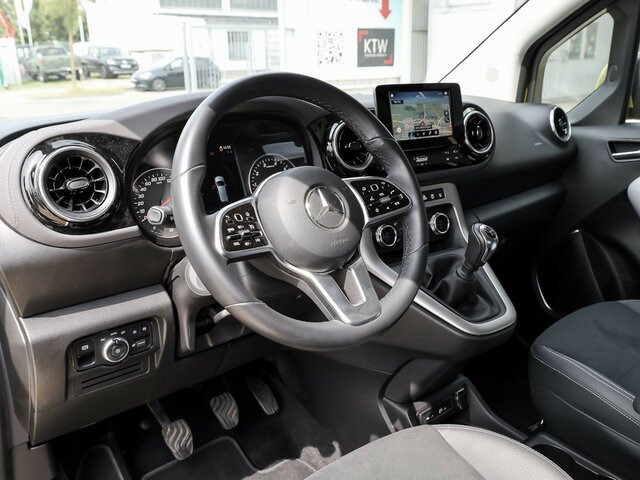 MERCEDES-BENZ T 180 Progressive,AMF Rollstuhlrampe,LED,Navi... - Putnički kombi: slika 2 MERCEDES-BENZ T 180 Progressive,AMF Rollstuhlrampe,LED,Navi... - Putnički kombi: slika 2