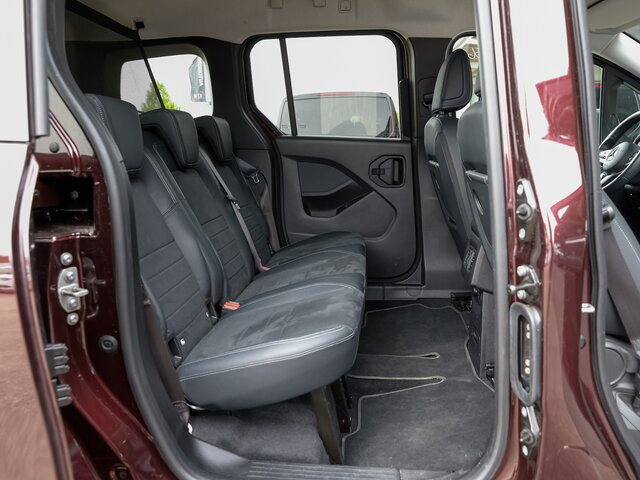 MERCEDES-BENZ T 180 Progressive,MBUX,LED,Navi,Kamera,Tempomat - Putnički kombi: slika 2 MERCEDES-BENZ T 180 Progressive,MBUX,LED,Navi,Kamera,Tempomat - Putnički kombi: slika 2