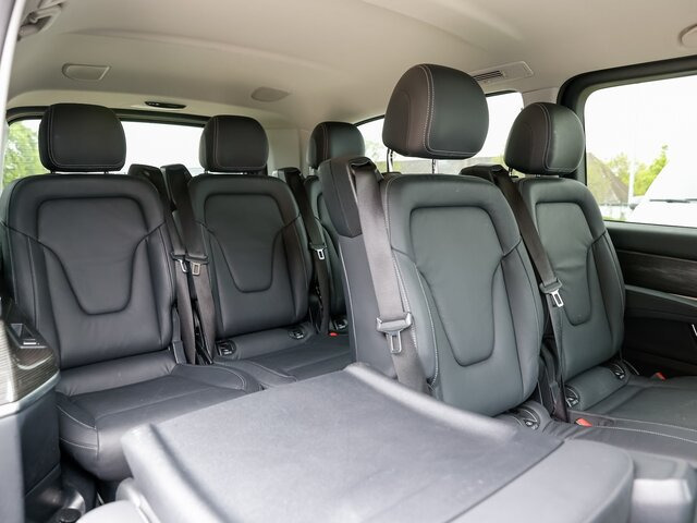 MERCEDES-BENZ V 300 Avantgarde,Extralang,2xSchiebetür el.,AHK... - Minibus, Putnički kombi: slika 4 MERCEDES-BENZ V 300 Avantgarde,Extralang,2xSchiebetür el.,AHK... - Minibus, Putnički kombi: slika 4