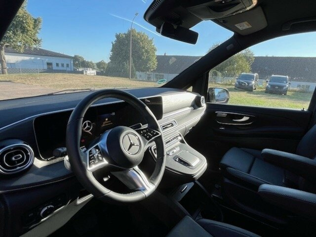 MERCEDES-BENZ V 300 Avantgarde Extralang,2xSchiebetür elektr.... - Putnički kombi: slika 4 MERCEDES-BENZ V 300 Avantgarde Extralang,2xSchiebetür elektr.... - Putnički kombi: slika 4