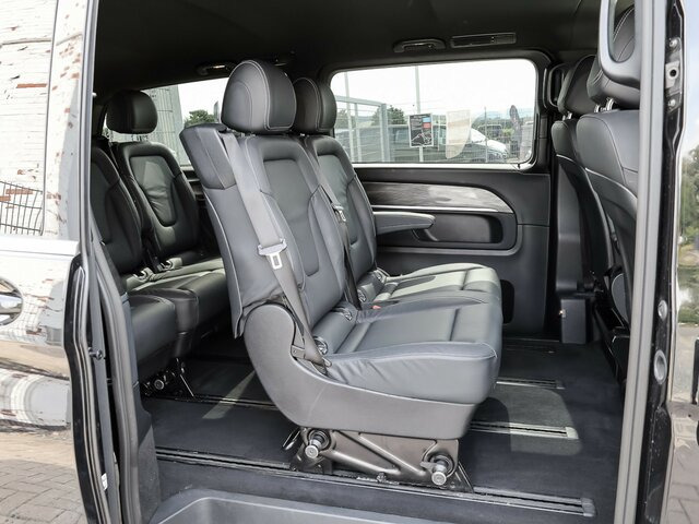MERCEDES-BENZ V 300 Avantgarde Extralang,Allrad,2Schiebetüren - Minibus, Putnički kombi: slika 5 MERCEDES-BENZ V 300 Avantgarde Extralang,Allrad,2Schiebetüren - Minibus, Putnički kombi: slika 5