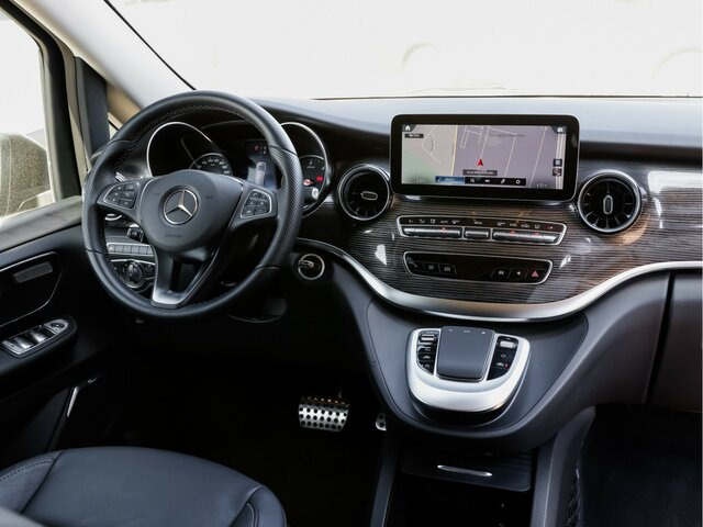 MERCEDES-BENZ V 300 Edition Extralang,2xSchiebetür el.,8Sitzer - Putnički kombi: slika 4 MERCEDES-BENZ V 300 Edition Extralang,2xSchiebetür el.,8Sitzer - Putnički kombi: slika 4