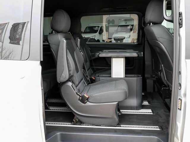 MERCEDES-BENZ V 300 Edition,lang,7-Sitzer,2Schiebetüren,Tisch... - Minibus, Putnički kombi: slika 5 MERCEDES-BENZ V 300 Edition,lang,7-Sitzer,2Schiebetüren,Tisch... - Minibus, Putnički kombi: slika 5