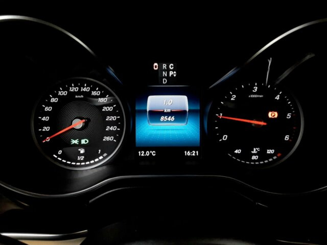 MERCEDES-BENZ V 300 Marco Polo,EasyUp,Leder,AHK2,5To,LED - Kamp kombi: slika 5 MERCEDES-BENZ V 300 Marco Polo,EasyUp,Leder,AHK2,5To,LED - Kamp kombi: slika 5
