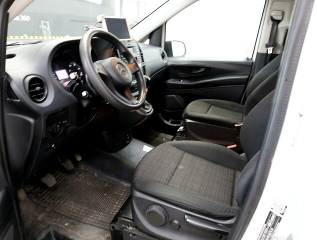 MERCEDES-BENZ Vito 111 TourerPro,lang,8Sitze,Klima,AHK - Putnički kombi: slika 2 MERCEDES-BENZ Vito 111 TourerPro,lang,8Sitze,Klima,AHK - Putnički kombi: slika 2