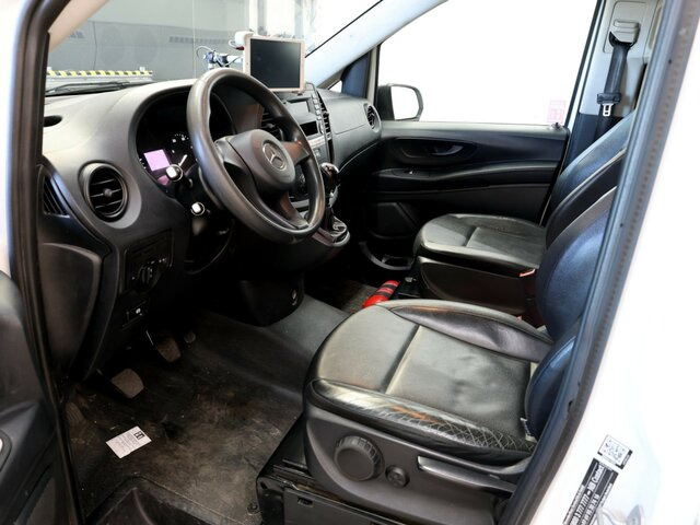 MERCEDES-BENZ Vito 111 TourerPro,lang,8Sitze,Klima,Tempomat - Putnički kombi: slika 2 MERCEDES-BENZ Vito 111 TourerPro,lang,8Sitze,Klima,Tempomat - Putnički kombi: slika 2