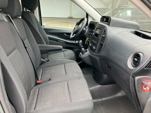 MERCEDES-BENZ Vito 114 Mixto Extralang,Klima,Tempomat,Standhzg - Putnički kombi: slika 3 MERCEDES-BENZ Vito 114 Mixto Extralang,Klima,Tempomat,Standhzg - Putnički kombi: slika 3