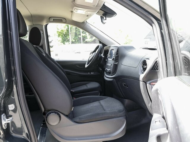 MERCEDES-BENZ Vito 114 TourerPro,lang,Automatik,8Sitze,Kamera - Minibus, Putnički kombi: slika 2 MERCEDES-BENZ Vito 114 TourerPro,lang,Automatik,8Sitze,Kamera - Minibus, Putnički kombi: slika 2