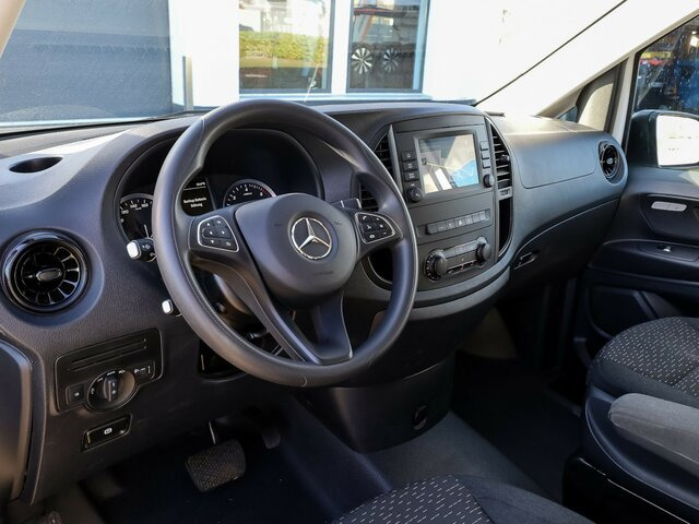 MERCEDES-BENZ Vito 114 TourerPro,lang,Automatik,8Sitze,Kamera... - Putnički kombi: slika 5 MERCEDES-BENZ Vito 114 TourerPro,lang,Automatik,8Sitze,Kamera... - Putnički kombi: slika 5