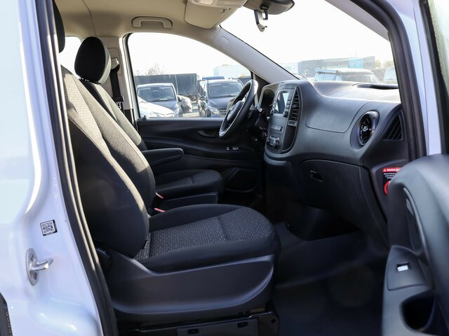 MERCEDES-BENZ Vito 114 TourerPro,lang,Automatik,8Sitze,Kamera... - Putnički kombi: slika 3 MERCEDES-BENZ Vito 114 TourerPro,lang,Automatik,8Sitze,Kamera... - Putnički kombi: slika 3