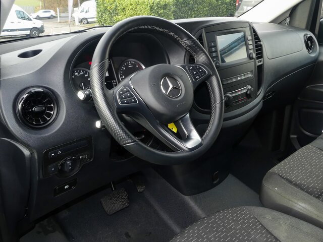 MERCEDES-BENZ Vito 116CDI lang,TourerPro,2Klima,9Sitze,Kamera - Minibus, Putnički kombi: slika 4 MERCEDES-BENZ Vito 116CDI lang,TourerPro,2Klima,9Sitze,Kamera - Minibus, Putnički kombi: slika 4