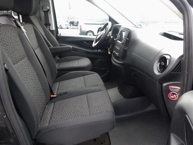 MERCEDES-BENZ Vito 116CDI lang,TourerPro,2xKlima,9Sitze,Kamera - Putnički kombi: slika 2 MERCEDES-BENZ Vito 116CDI lang,TourerPro,2xKlima,9Sitze,Kamera - Putnički kombi: slika 2