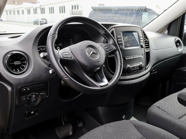 MERCEDES-BENZ Vito 116TourerPro ,Extralang,2xKlima,Kamera,AHK - Minibus, Putnički kombi: slika 5 MERCEDES-BENZ Vito 116TourerPro ,Extralang,2xKlima,Kamera,AHK - Minibus, Putnički kombi: slika 5