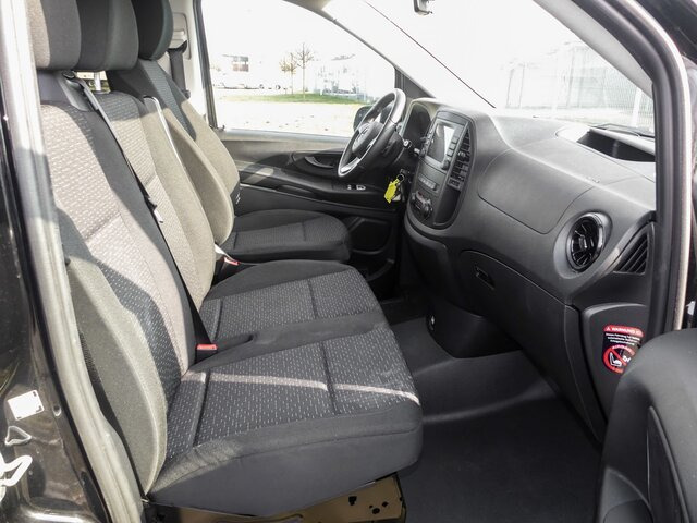 MERCEDES-BENZ Vito 116TourerPro ,Extralang,2xKlima,Kamera,AHK - Minibus, Putnički kombi: slika 3 MERCEDES-BENZ Vito 116TourerPro ,Extralang,2xKlima,Kamera,AHK - Minibus, Putnički kombi: slika 3