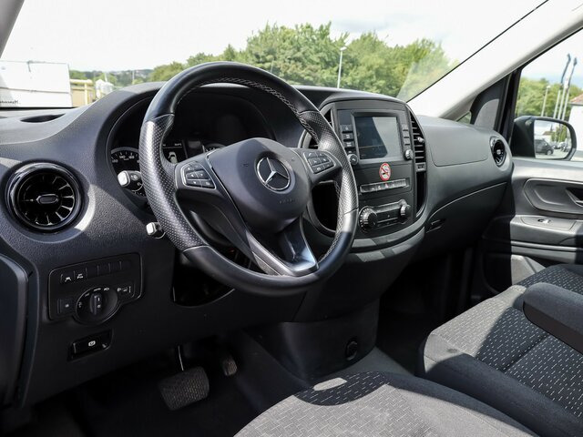 MERCEDES-BENZ Vito 116TourerPro ,Extralang,2xKlima,Kamera,AHK - Putnički kombi: slika 5 MERCEDES-BENZ Vito 116TourerPro ,Extralang,2xKlima,Kamera,AHK - Putnički kombi: slika 5