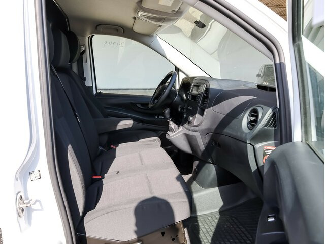 MERCEDES-BENZ Vito114CDI KA Extralang ,Klima,SortimoRegal - Mali kombi: slika 5 MERCEDES-BENZ Vito114CDI KA Extralang ,Klima,SortimoRegal - Mali kombi: slika 5
