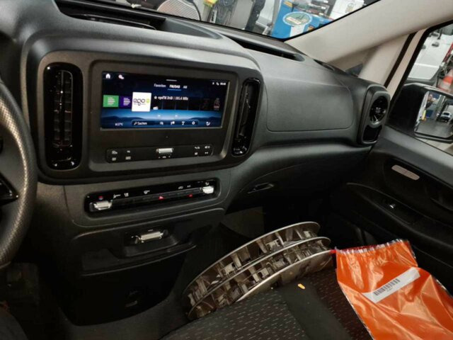 MERCEDES-BENZ Vito116CDI KA Extralang,Automatik,Klima,Kamera... - Mali kombi: slika 5 MERCEDES-BENZ Vito116CDI KA Extralang,Automatik,Klima,Kamera... - Mali kombi: slika 5