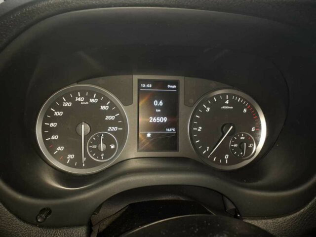 MERCEDES-BENZ Vito116CDI KA lang,Kamera,Klima,Tempomat... - Mali kombi: slika 2 MERCEDES-BENZ Vito116CDI KA lang,Kamera,Klima,Tempomat... - Mali kombi: slika 2