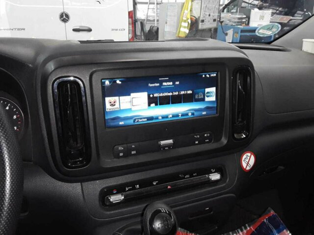 MERCEDES-BENZ Vito116CDI KA lang,Klima,Tempomat,Kamera... - Mali kombi: slika 4 MERCEDES-BENZ Vito116CDI KA lang,Klima,Tempomat,Kamera... - Mali kombi: slika 4