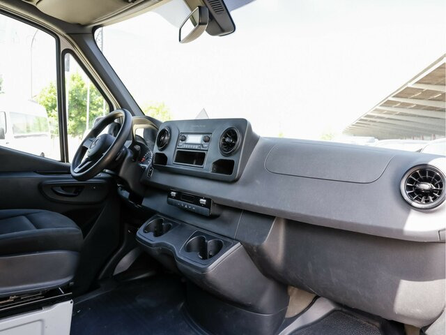 MERCEDES-BENZ eSprinter 312 Kasten FWD,3.924mm Radstand - Furgon, Električno dostavno vozilo: slika 4 MERCEDES-BENZ eSprinter 312 Kasten FWD,3.924mm Radstand - Furgon, Električno dostavno vozilo: slika 4