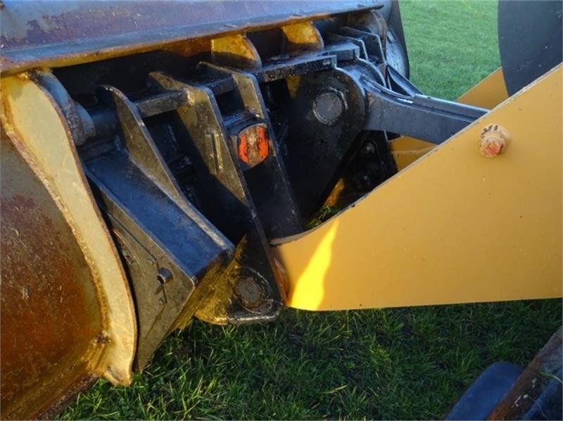 Utovarivač točkaš Case 721G: slika 6 Utovarivač točkaš Case 721G: slika 6