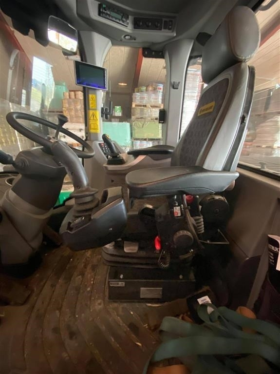 New Holland W170D lang arm - Utovarivač točkaš: slika 5 New Holland W170D lang arm - Utovarivač točkaš: slika 5