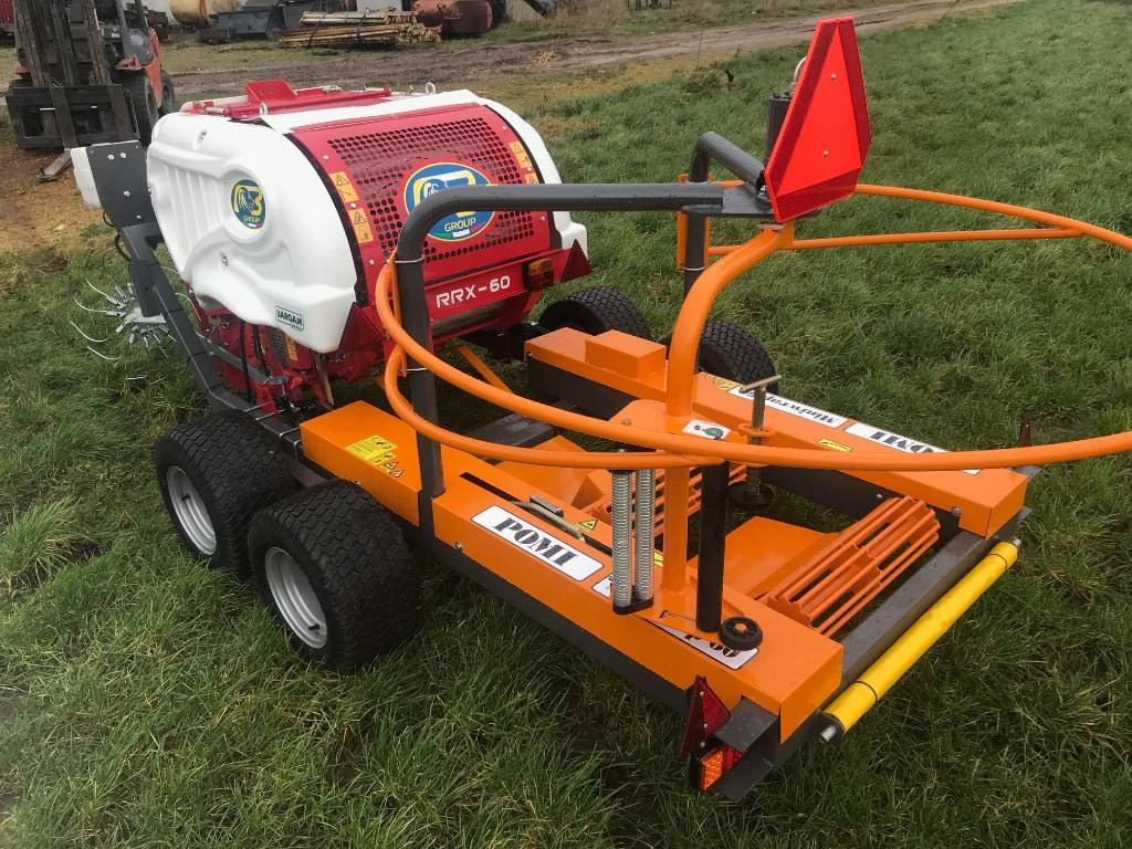 Pomi Mini wrap 60 - Balirka za okrugle bale: slika 1 Pomi Mini wrap 60 - Balirka za okrugle bale: slika 1