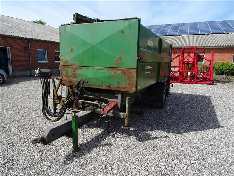 Pomi Renovo 8m3 med komprimator - Prikolica: slika 4 Pomi Renovo 8m3 med komprimator - Prikolica: slika 4