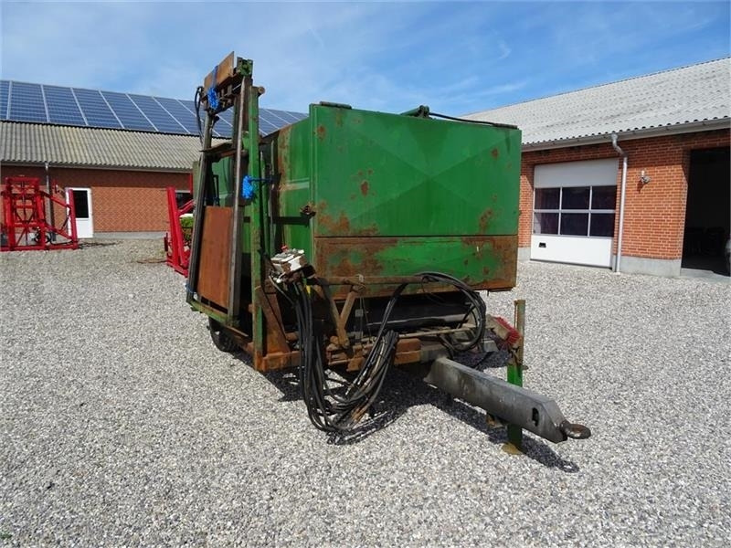 Pomi Renovo 8m3 med komprimator - Prikolica: slika 3 Pomi Renovo 8m3 med komprimator - Prikolica: slika 3