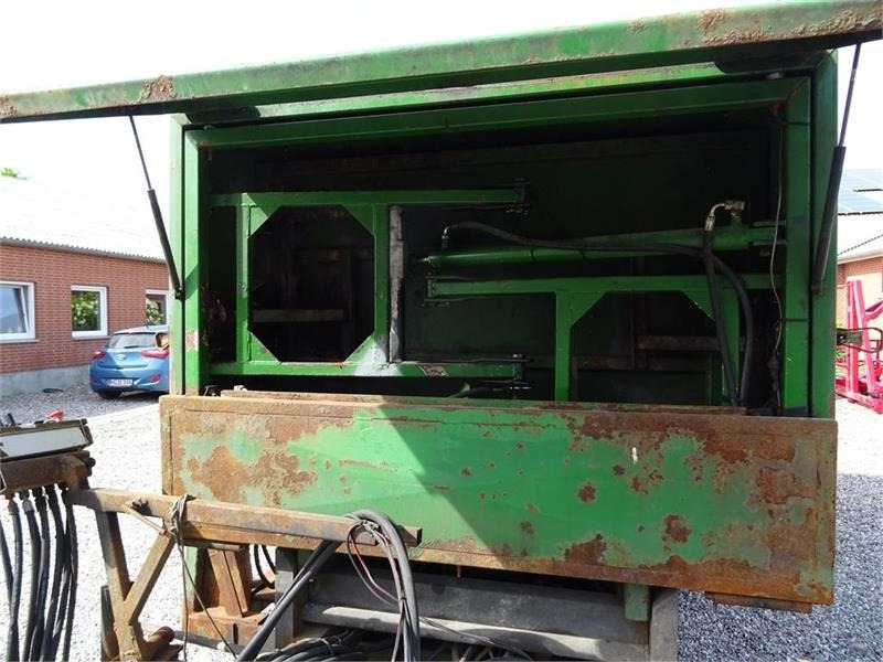 Prikolica Pomi Renovo 8m3 med komprimator: slika 10 Prikolica Pomi Renovo 8m3 med komprimator: slika 10