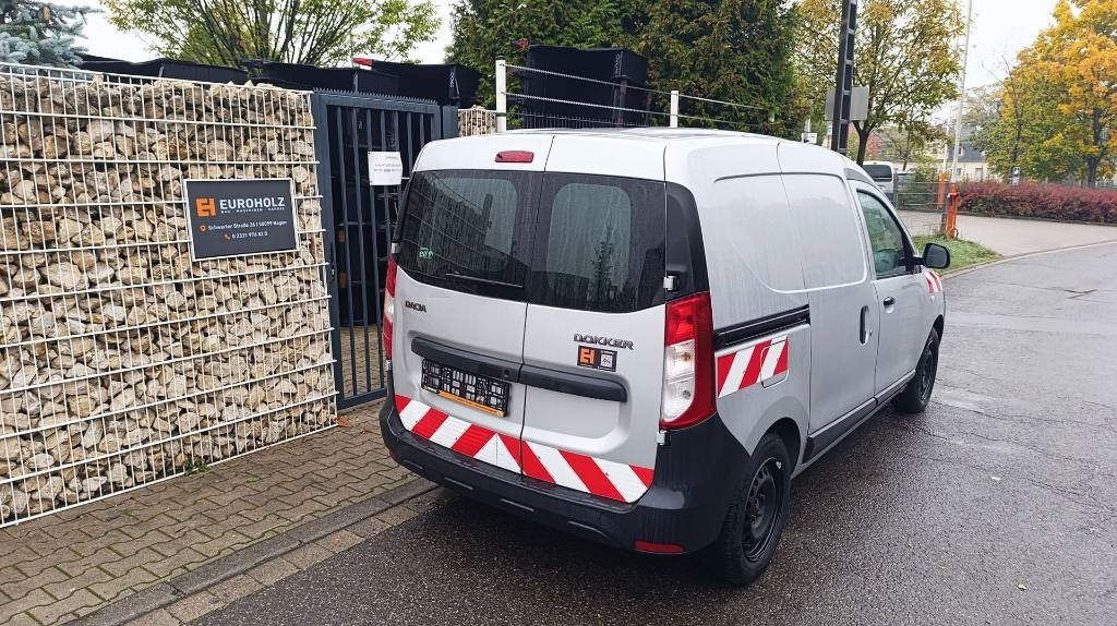 Dacia Dokker Transporter, Kastenwagen mit Schubladen - Mali kombi: slika 3 Dacia Dokker Transporter, Kastenwagen mit Schubladen - Mali kombi: slika 3