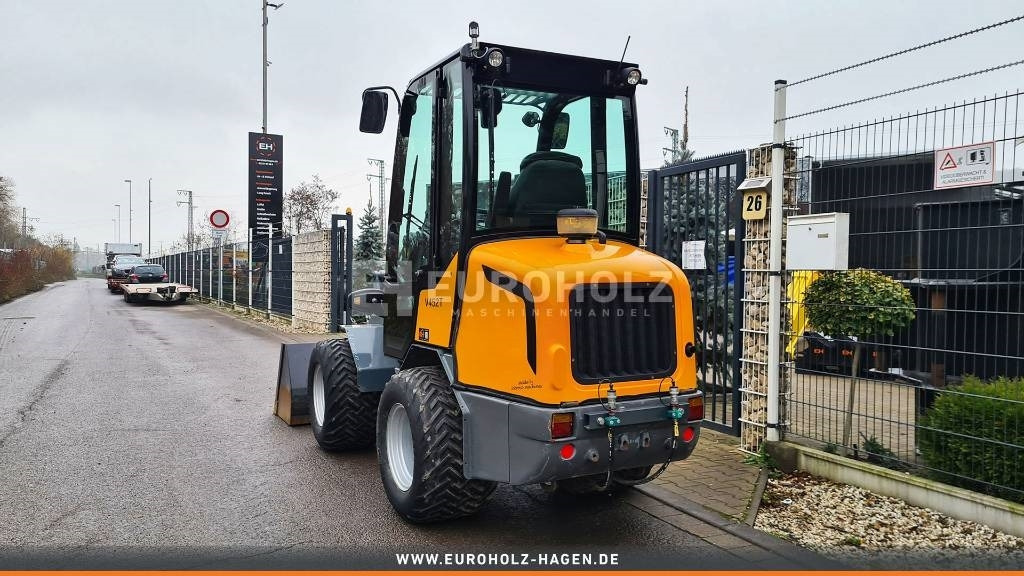 GiANT Radlader V452T, Bodenfräse, Mähwerk, Frontschaufel - Zglobni utovarivač: slika 2 GiANT Radlader V452T, Bodenfräse, Mähwerk, Frontschaufel - Zglobni utovarivač: slika 2