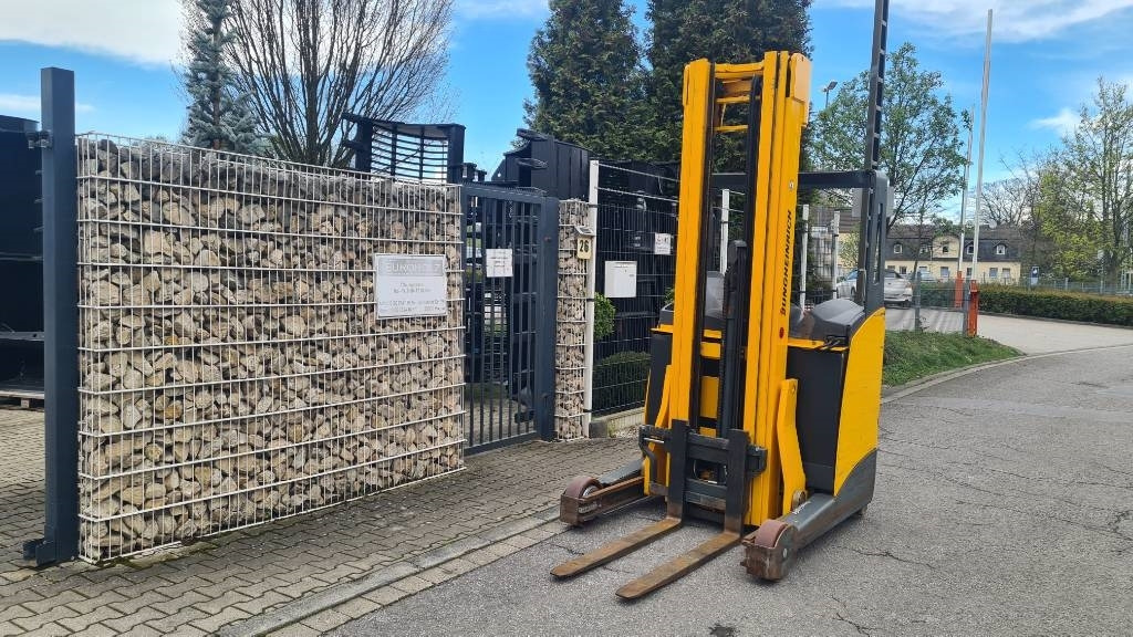 Jungheinrich ETV 216, Triplex, 6,9 m Hubhöhe, Hubkraft 1.600 kg - Regalni viljuškar: slika 1 Jungheinrich ETV 216, Triplex, 6,9 m Hubhöhe, Hubkraft 1.600 kg - Regalni viljuškar: slika 1