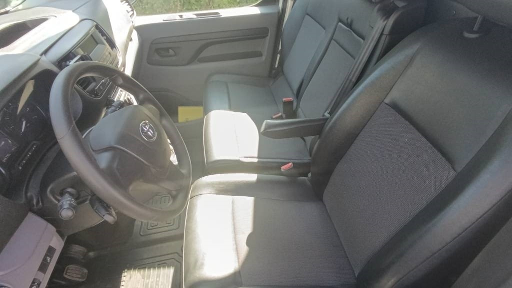 Dostavno vozilo sa zatvorenim sandukom Toyota Proace 1.6 D, Transporter Kasten Schiebetür Klima: slika 15 Dostavno vozilo sa zatvorenim sandukom Toyota Proace 1.6 D, Transporter Kasten Schiebetür Klima: slika 15