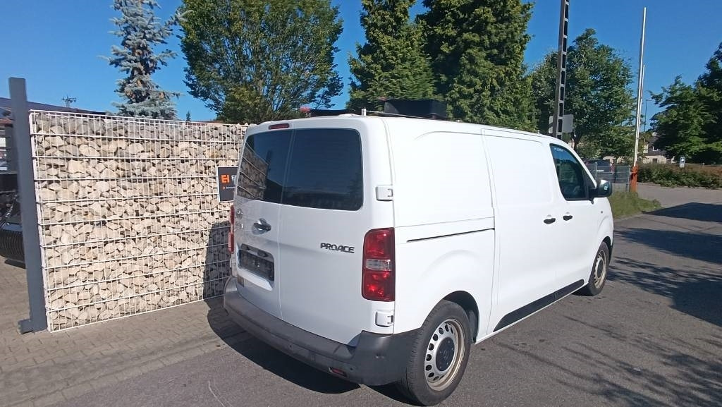 Dostavno vozilo sa zatvorenim sandukom Toyota Proace 1.6 D, Transporter Kasten Schiebetür Klima: slika 7 Dostavno vozilo sa zatvorenim sandukom Toyota Proace 1.6 D, Transporter Kasten Schiebetür Klima: slika 7
