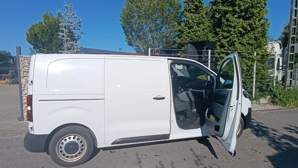 Dostavno vozilo sa zatvorenim sandukom Toyota Proace 1.6 D, Transporter Kasten Schiebetür Klima: slika 11 Dostavno vozilo sa zatvorenim sandukom Toyota Proace 1.6 D, Transporter Kasten Schiebetür Klima: slika 11
