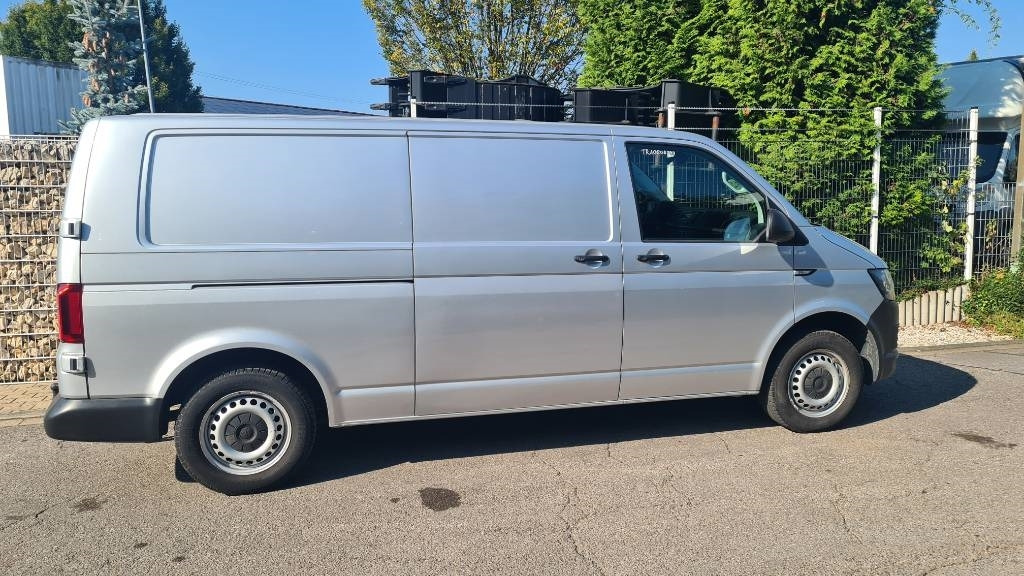 Volkswagen T5 2.0 TDI, Kasten, Werkstattschränke, Klima, AHK - Dostavno vozilo sa zatvorenim sandukom: slika 3 Volkswagen T5 2.0 TDI, Kasten, Werkstattschränke, Klima, AHK - Dostavno vozilo sa zatvorenim sandukom: slika 3