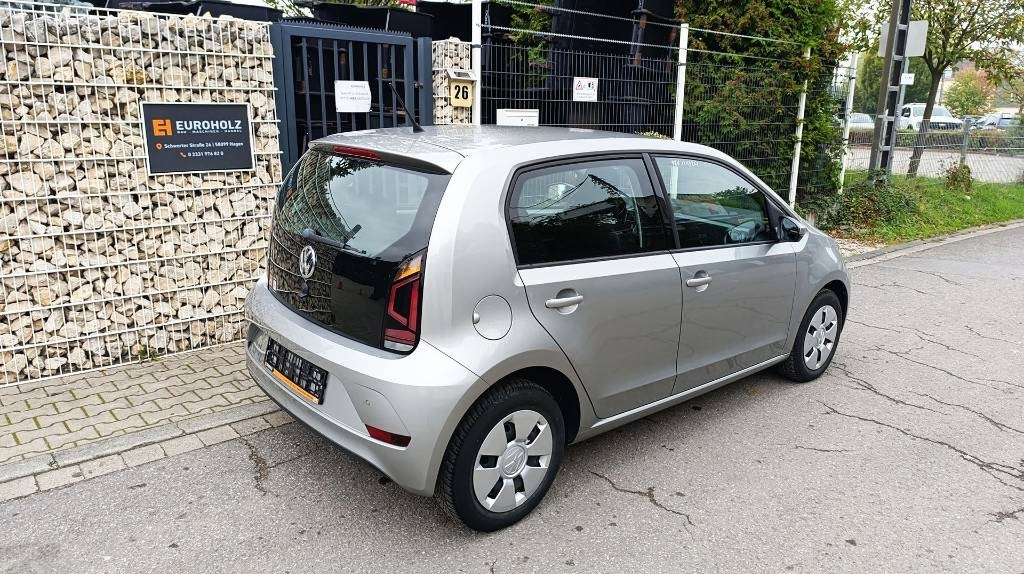 Volkswagen Up 1.0, nur 62tkm, 1. Hand, scheckheftgepflegt - Automobil: slika 4 Volkswagen Up 1.0, nur 62tkm, 1. Hand, scheckheftgepflegt - Automobil: slika 4