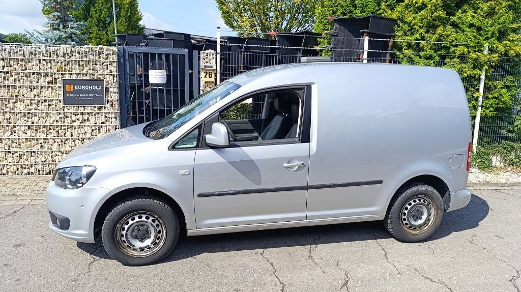 Volkswagen VW Caddy, Transporter, Werkstattschränke, Webasto - Dostavno vozilo sa zatvorenim sandukom: slika 3 Volkswagen VW Caddy, Transporter, Werkstattschränke, Webasto - Dostavno vozilo sa zatvorenim sandukom: slika 3