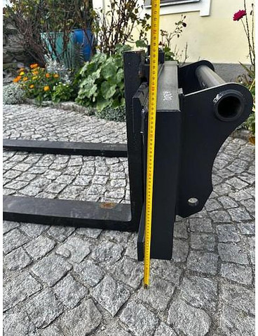 Big Palettengabel 4,5 t mit Kramer / Claas Scorpion Aufnahme - Viljuška za Oprema za rukovanje materijalima: slika 3 Big Palettengabel 4,5 t mit Kramer / Claas Scorpion Aufnahme - Viljuška za Oprema za rukovanje materijalima: slika 3