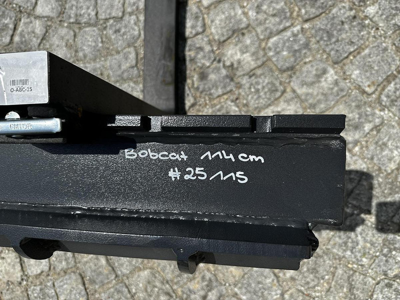 Big Palettengabel mit Bobcat 114cm Aufnahme - Viljuška za Oprema za rukovanje materijalima: slika 4 Big Palettengabel mit Bobcat 114cm Aufnahme - Viljuška za Oprema za rukovanje materijalima: slika 4