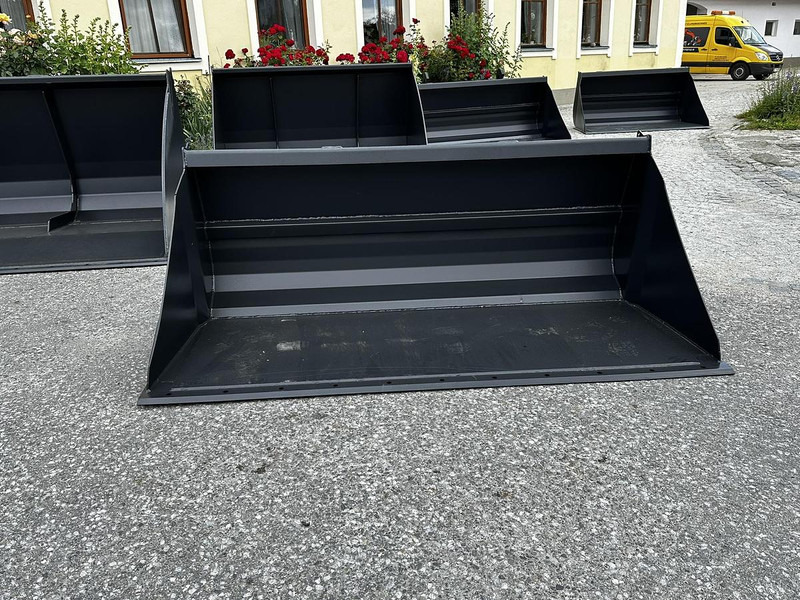 Big Schwergutschaufel 220 cm mit Manitou Aufnahme - Kašika: slika 1 Big Schwergutschaufel 220 cm mit Manitou Aufnahme - Kašika: slika 1