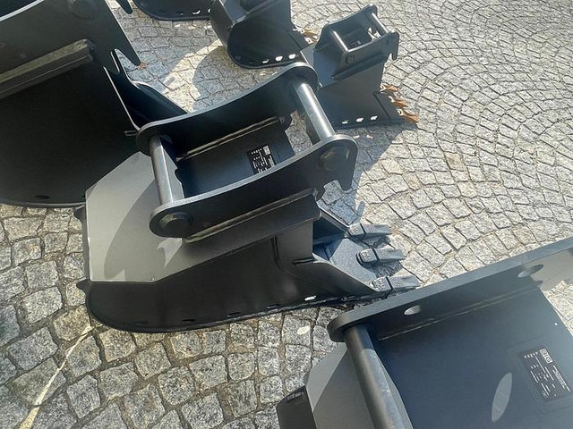 Big Tieflöffel 30 cm mit Lehnhoff MS03 Symlock Aufnahme - Kašika: slika 2 Big Tieflöffel 30 cm mit Lehnhoff MS03 Symlock Aufnahme - Kašika: slika 2