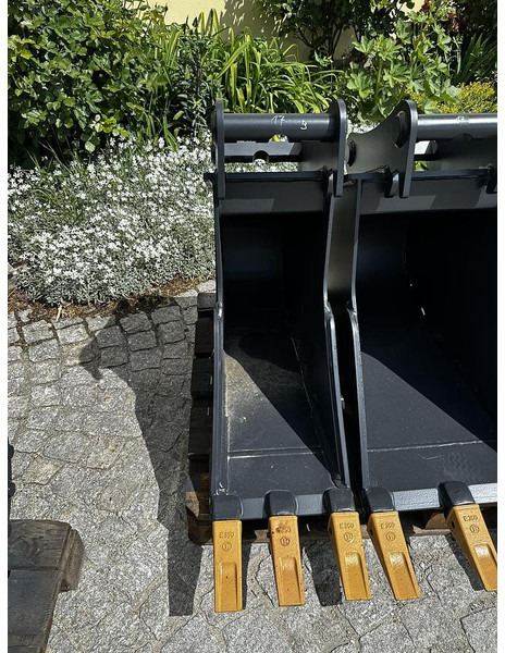 Big Tieflöffel 30cm mit MS03 Symblock Aufnahme - Kašika: slika 1 Big Tieflöffel 30cm mit MS03 Symblock Aufnahme - Kašika: slika 1