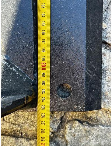 Big Volumenschaufel 200 cm mit Merlo ZM2 Aufnahme - Kašika: slika 3 Big Volumenschaufel 200 cm mit Merlo ZM2 Aufnahme - Kašika: slika 3