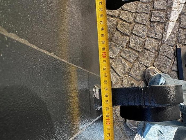 Big Volumenschaufel 250 cm mit Merlo ZM2 Aufnahme - Kašika: slika 5 Big Volumenschaufel 250 cm mit Merlo ZM2 Aufnahme - Kašika: slika 5