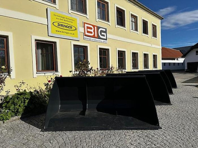 Big Volumenschaufel 250 cm mit Merlo ZM2 Aufnahme - Kašika: slika 1 Big Volumenschaufel 250 cm mit Merlo ZM2 Aufnahme - Kašika: slika 1