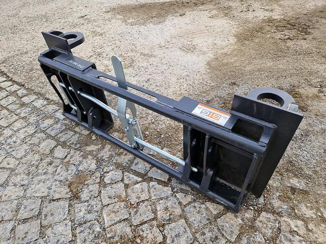 Big John Deere / Matbro Adapter mit Euro Aufnahme - Dodatak: slika 2 Big John Deere / Matbro Adapter mit Euro Aufnahme - Dodatak: slika 2