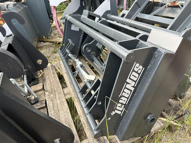 Sonarol John Deere Adapter pass. zu Euro Aufnahme - Dodatak: slika 5 Sonarol John Deere Adapter pass. zu Euro Aufnahme - Dodatak: slika 5