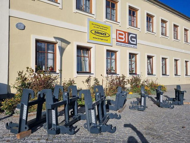 Sonarol JCB, Merlo, Euro Adapter auf Dreipunkt Aufnahme KATII HERBST AKTION!! - Građevinska mašina: slika 2 Sonarol JCB, Merlo, Euro Adapter auf Dreipunkt Aufnahme KATII HERBST AKTION!! - Građevinska mašina: slika 2